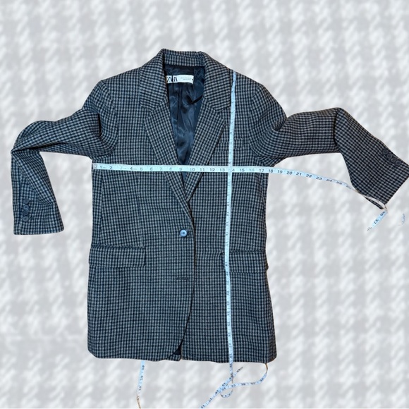 Zara Women's Black and Tan Houndstooth Blazer - Picture 5 of 6